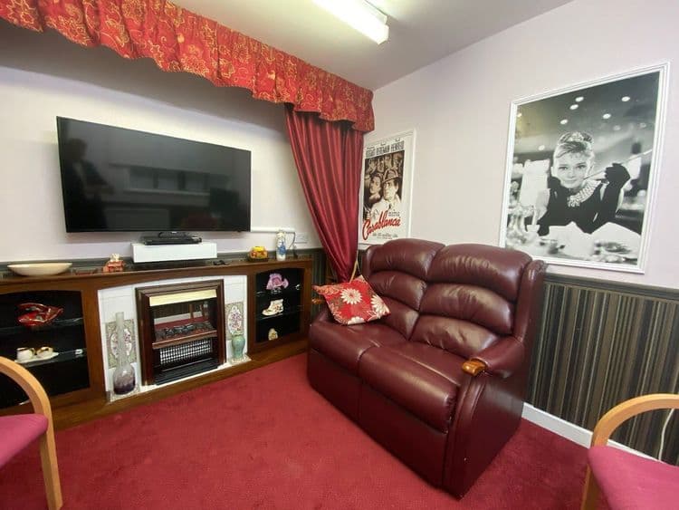 Laurels Lodge Care Home, Aberdeen, AB24 2UL