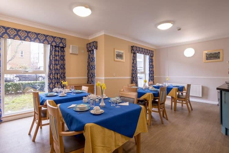 Lennox House Care Home, London, N7 7DS