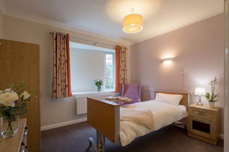 Lennox House Care Home, London, N7 7DS