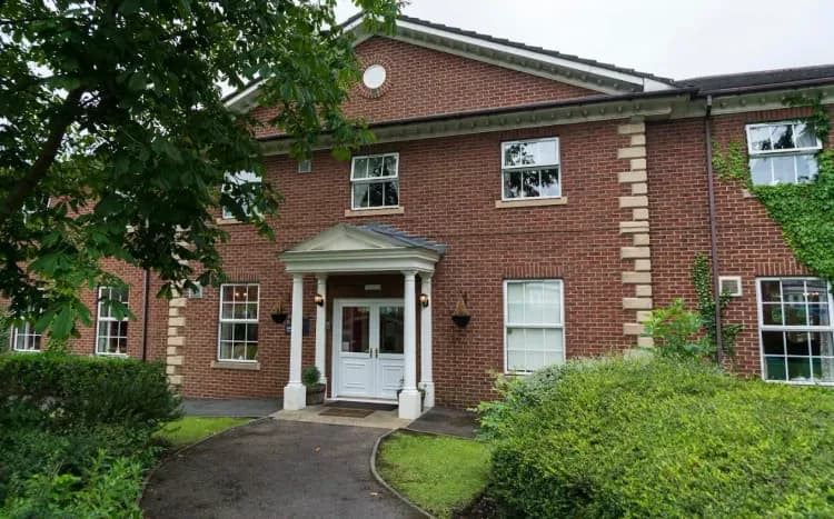 Lothian House-main-image