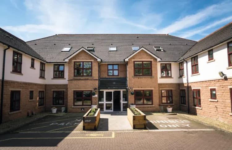 Lyndon Hall-main-image