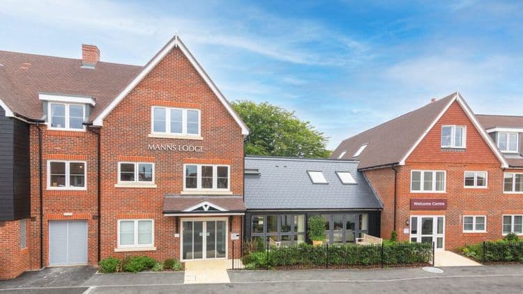 Surrey - Manns Lodge Care Home