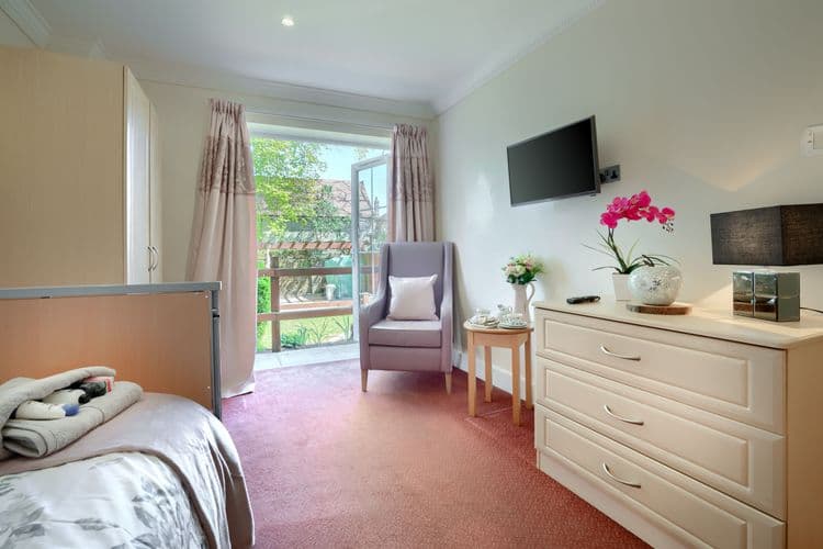Aranlaw House Care Home, Poole, BH13 6HZ