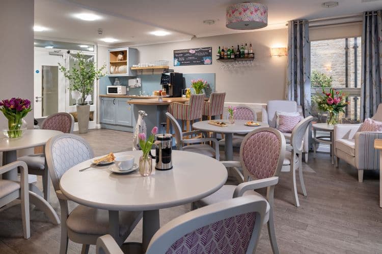Edwardstow Court Care Home, Cheltenham, GL54 1BX