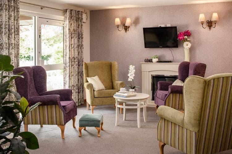 Lake House Care Home, Banbury, OX17 3NG
