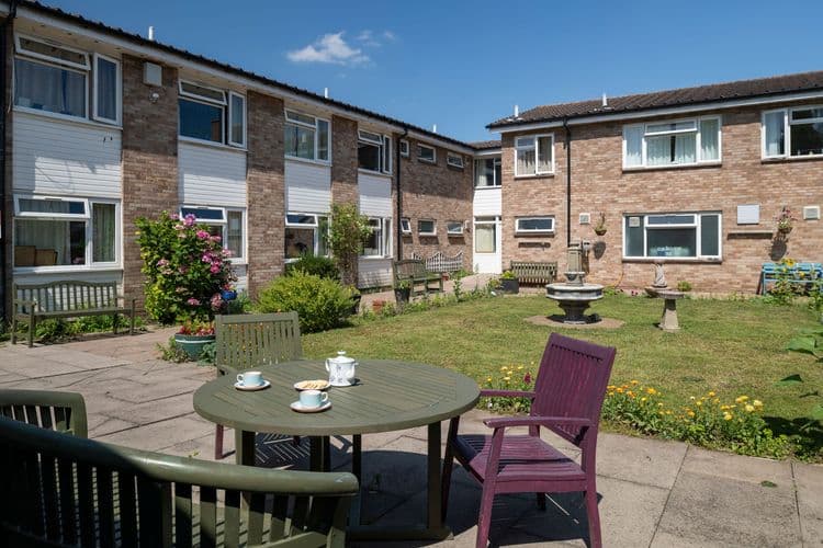 Longlands Care Home, Oxford, OX4 6AJ
