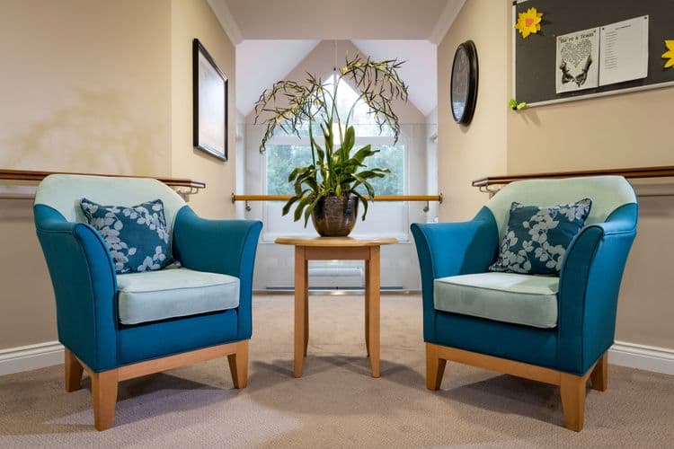 The Lakes Care Centre Care Home, Cirencester, GL7 5TL