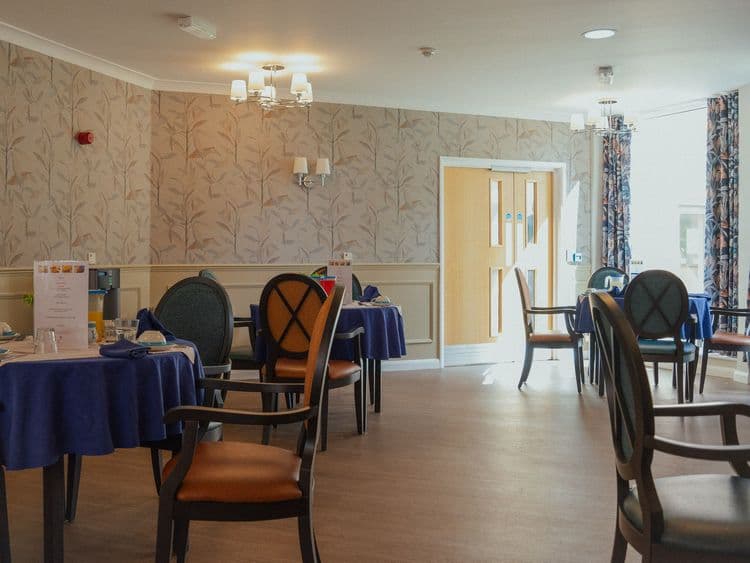 Oak House Care Home, Slough, SL2 4FA