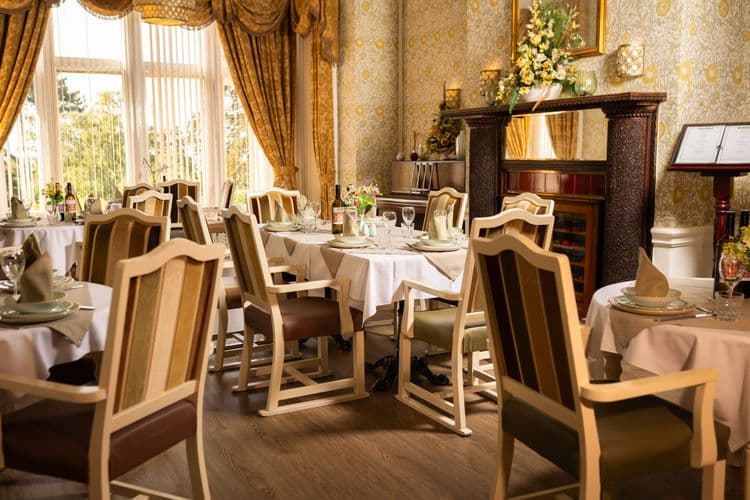 Oaken Holt Care Home, Oxford, OX2 9NL