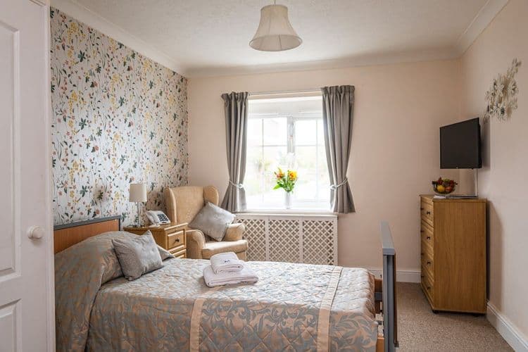 Oakland Grange Care Home, Littlehampton, BN17 6BB