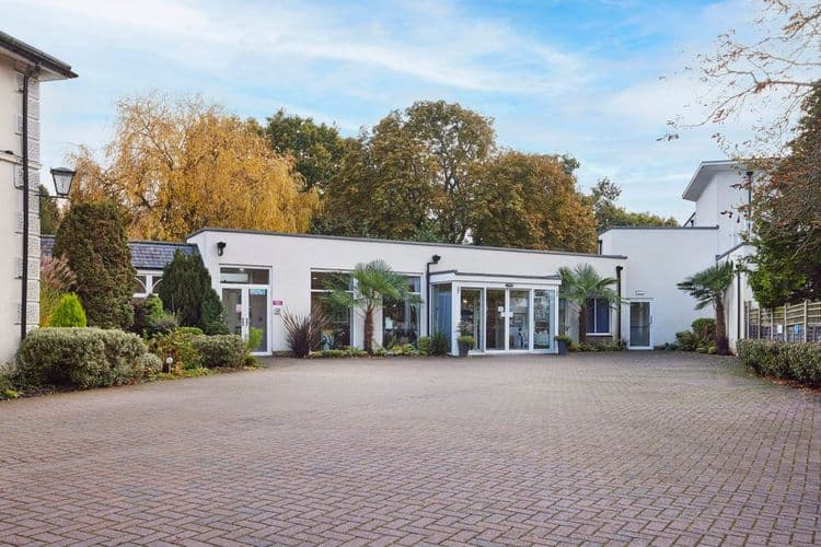Oaklands House Care Home, Southampton, SO30 3HP