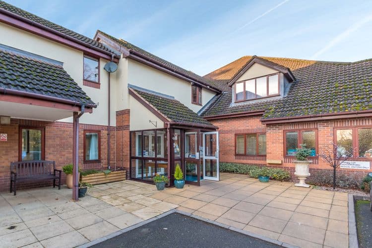 Barchester Healthcare Overslade House Care Home, Rugby, CV22 6DY