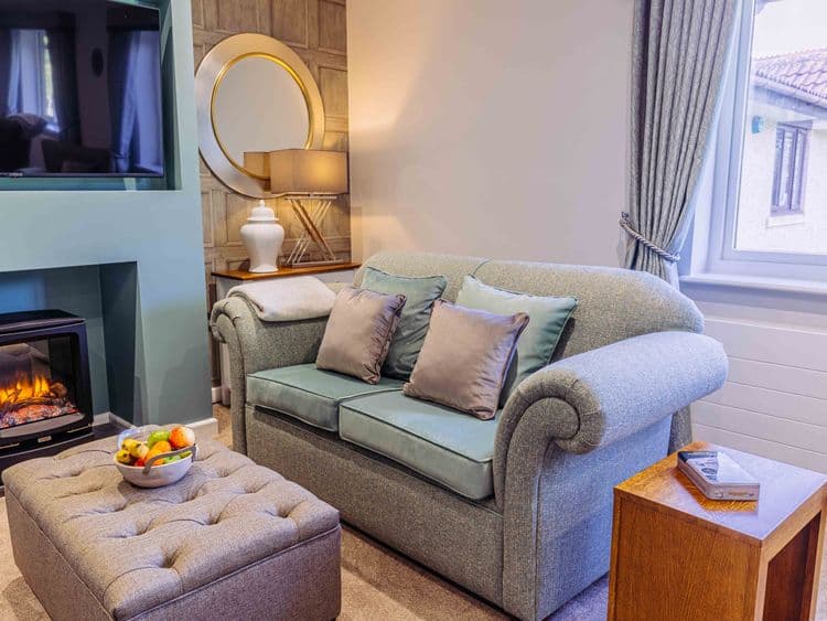 Barchester Healthcare Paternoster House Care Home, Waltham Abbey, EN9 3JY