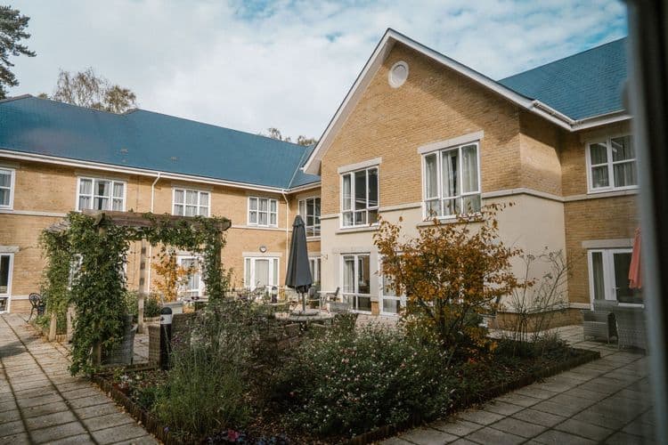 Pine Martin Grange-main-image