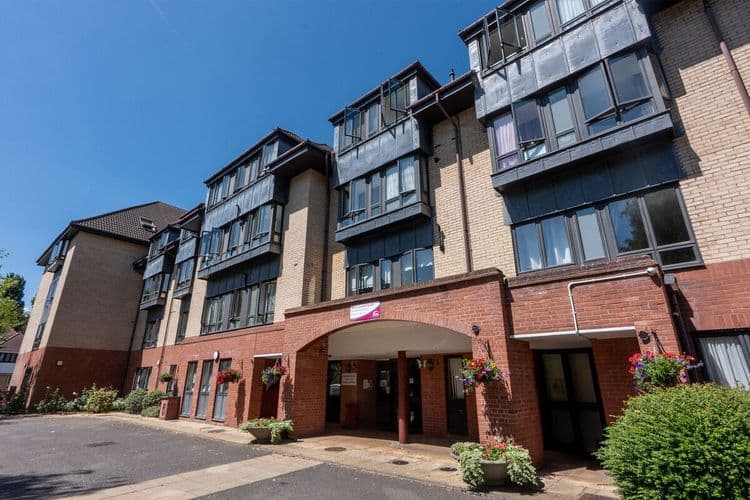Lawnfield House Care Home, London, NW2 4DJ