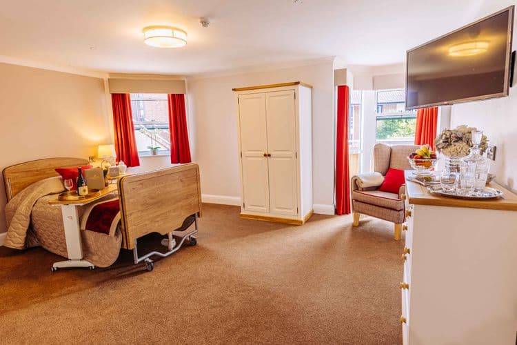 Barchester Healthcare Red Oaks Care Home, Henfield, BN5 9UY