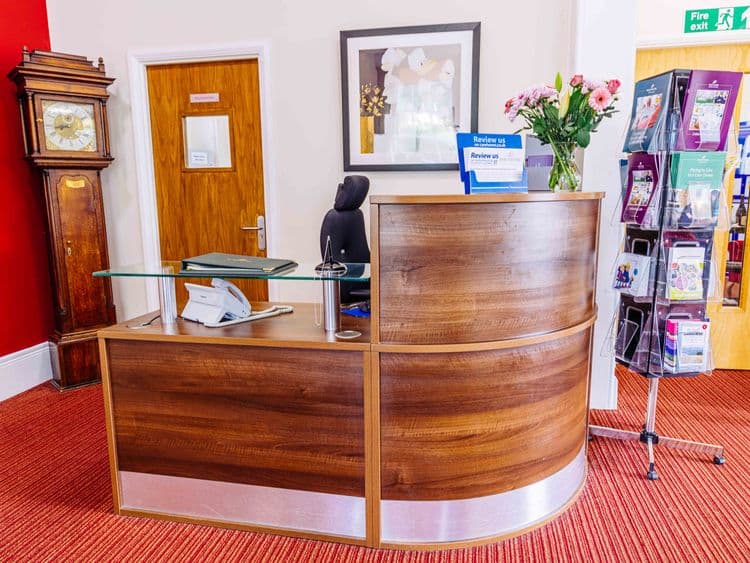 Barchester Healthcare Red Oaks Care Home, Henfield, BN5 9UY