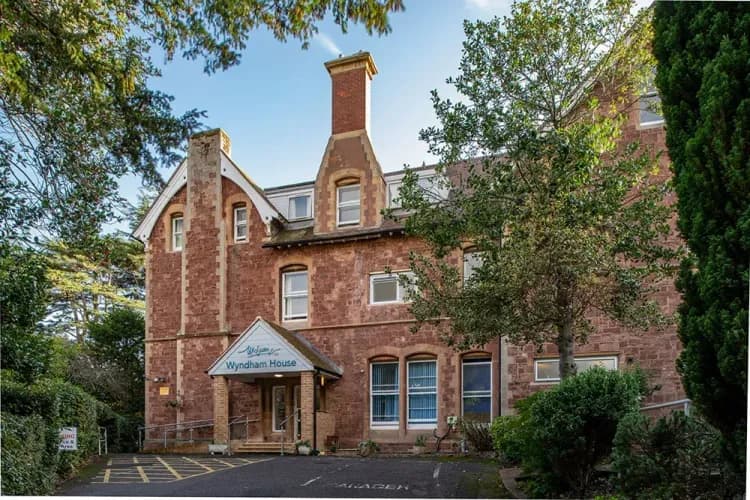 Wyndham House-main-image