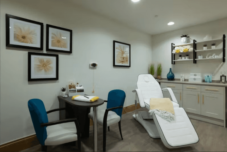 Valerian Court Care Home, Didcot, OX11 8ET