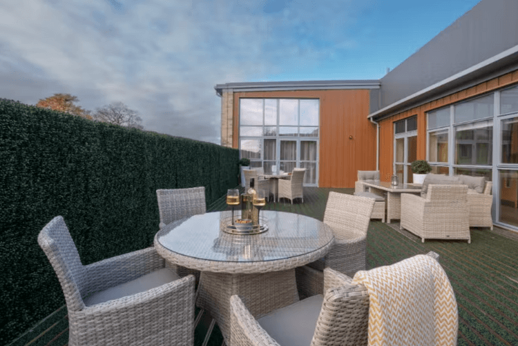 Valerian Court Care Home, Didcot, OX11 8ET