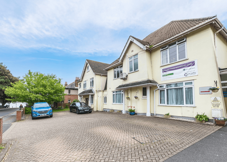 Kingland House Care Home, Poole, BH15 1TP