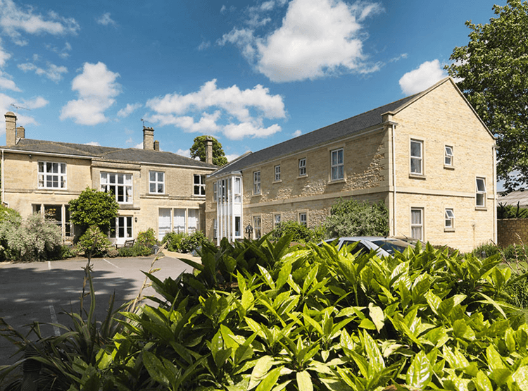 Newland House Care Home, Witney, OX28 3JG