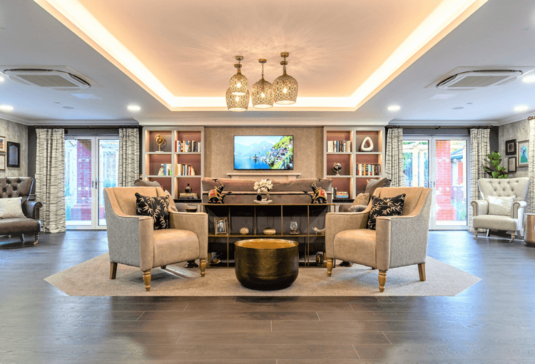 Kailash Manor-main-image