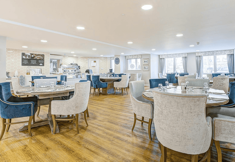 Roslyn Court - Resale Care Home