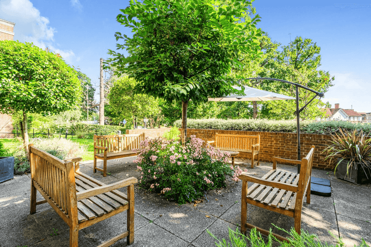 Peel Court - Resale Care Home