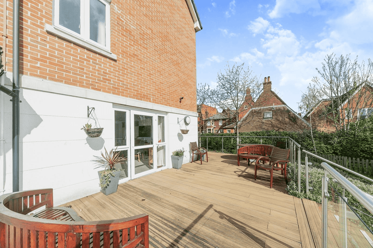 Crayshaw Court - Resale Care Home