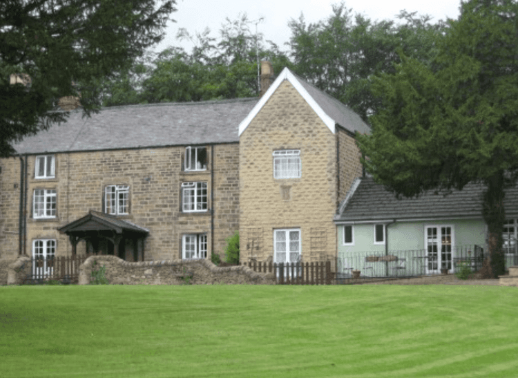 Hollybank House-main-image