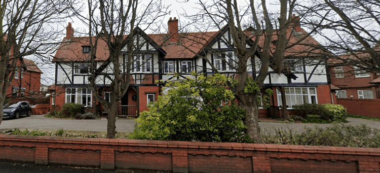 Hollins Bank-main-image