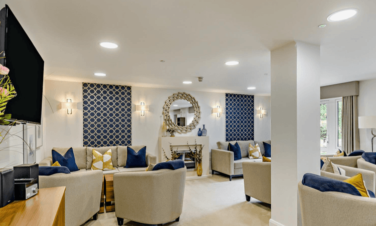 Oak Grange  - Resale Care Home