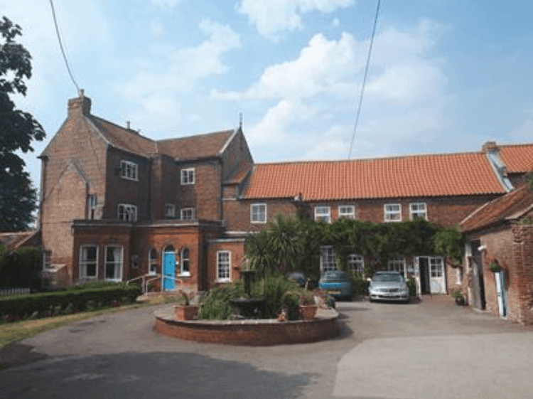 Morton Manor-main-image