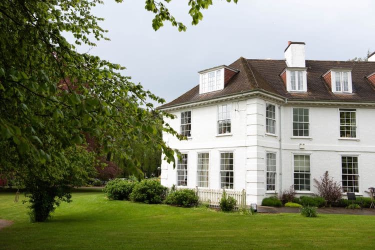 Shannon Court-main-image