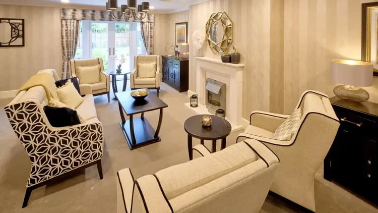 Squires Mews-main-image