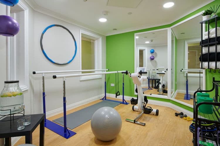 The Lakes Care Centre Care Home, Cirencester, GL7 5TL