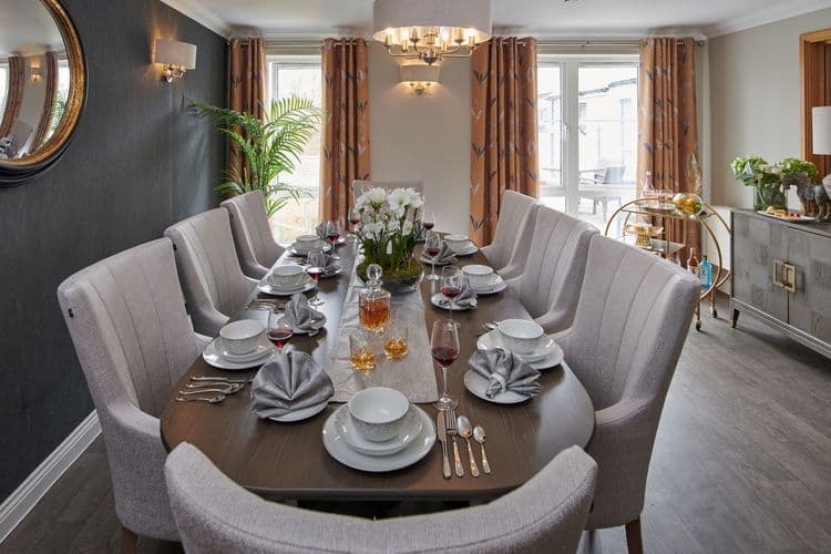 The Lakes Care Centre Care Home, Cirencester, GL7 5TL