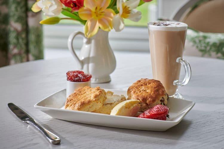The Lakes Care Centre Care Home, Cirencester, GL7 5TL