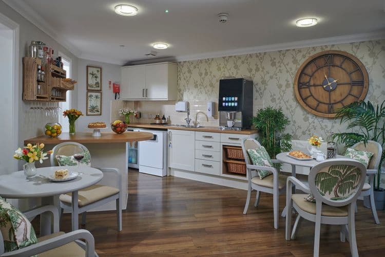 The Lakes Care Centre Care Home, Cirencester, GL7 5TL