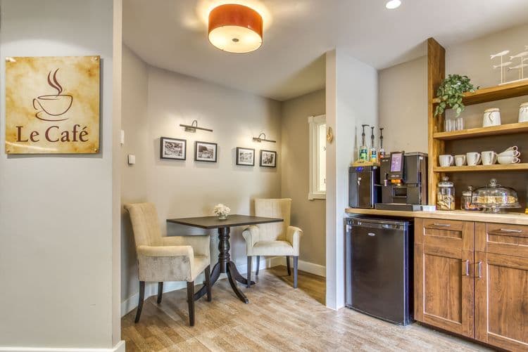 The Lindsay Care Home, Poole, BH13 6AP