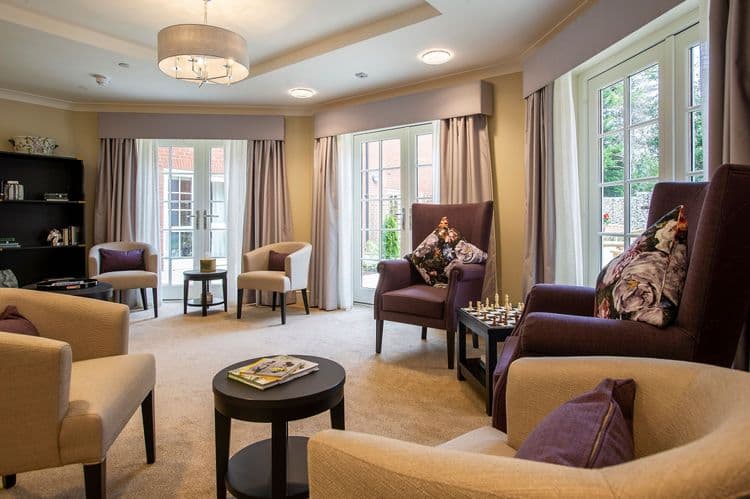 Richmond Manor-main-image