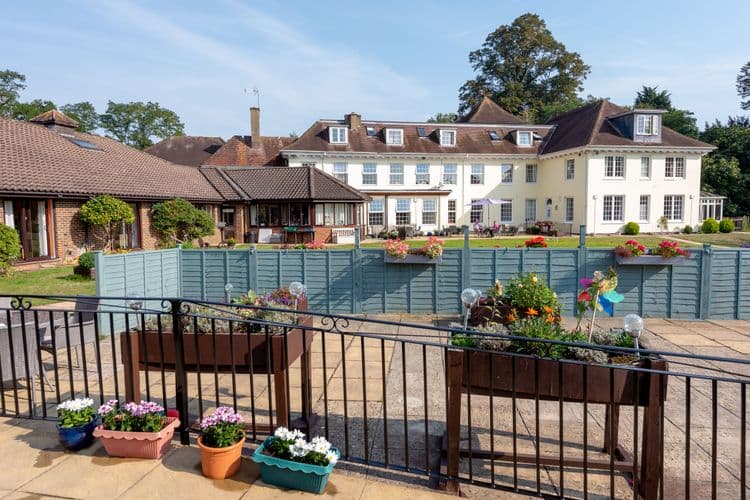 Warren Lodge Care Home, Wokingham, RG40 4HR