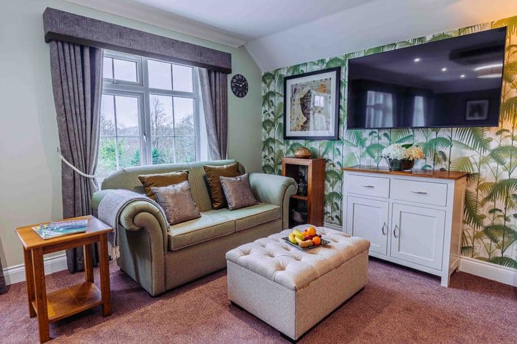 Barchester Healthcare Wadhurst Manor Care Home, Wadhurst, TN5 6RY