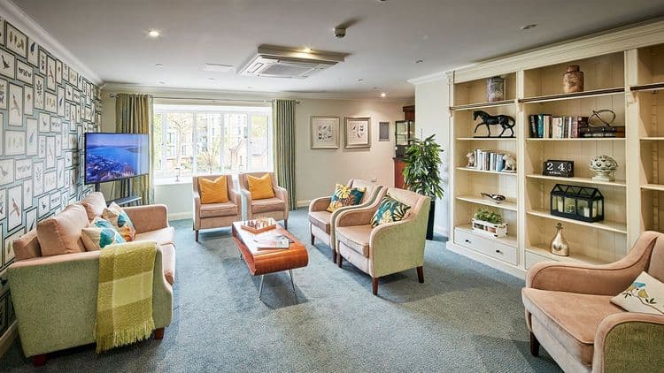 Wimbledon Common Care Home, London, SW19 6AB