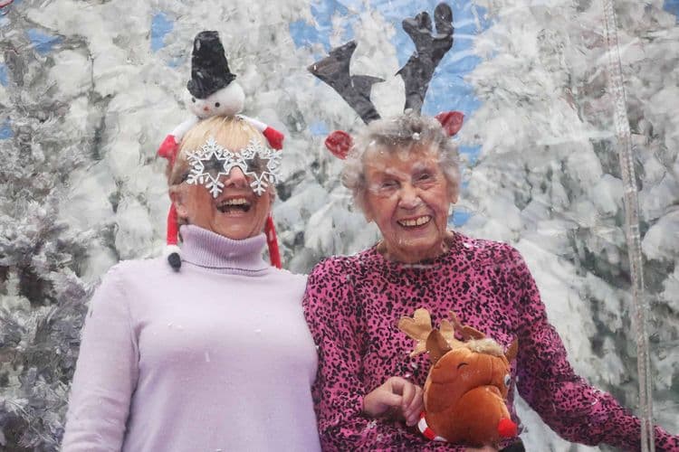 Rowan Lodge Care Home, Newnham, RG27 9AN