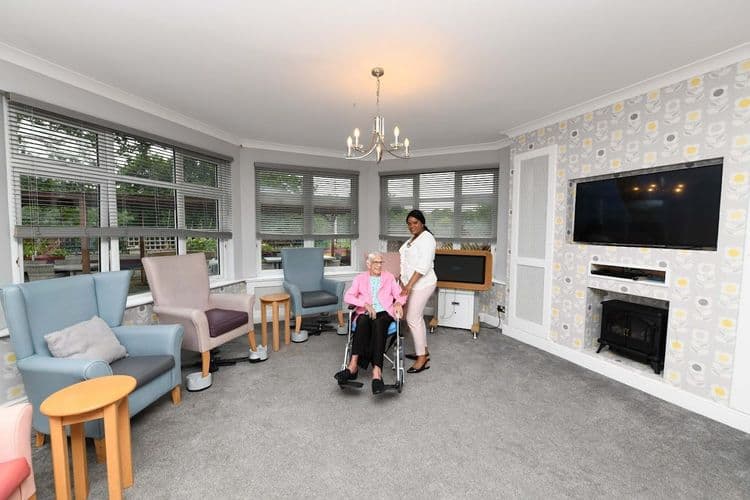 Woodbury Manor Care Home, Enfield, EN2 9JA