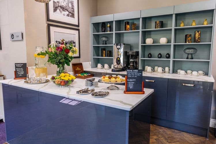 Barchester Healthcare Worplesdon View Care Home, Guildford, GU3 3LQ