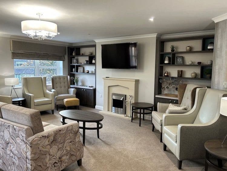 Blakelands Lodge-main-image