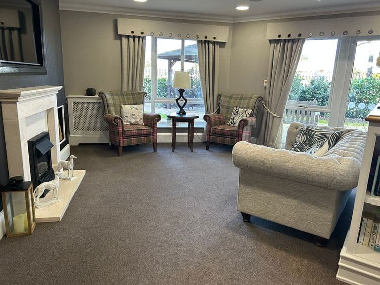 Cuffley Manor Care Home, Potters Bar, EN6 4AA